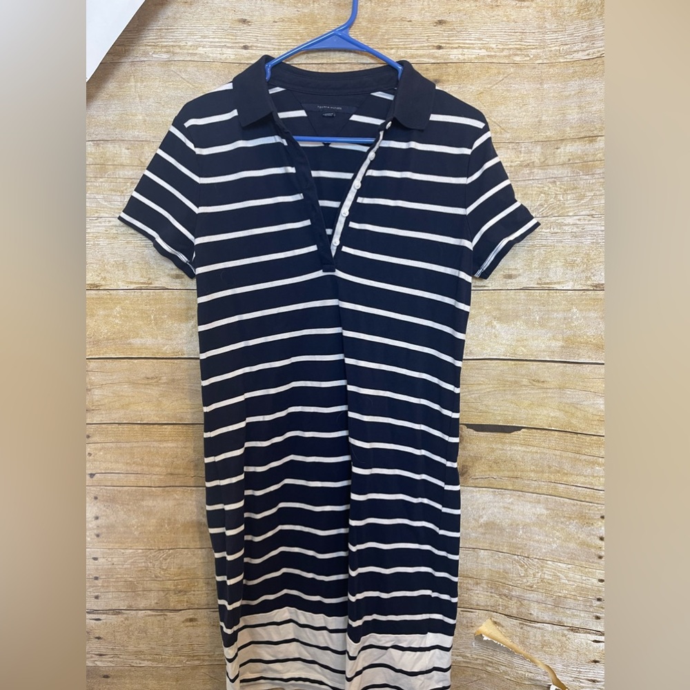 Tommy Hilfiger striped dress 🛍